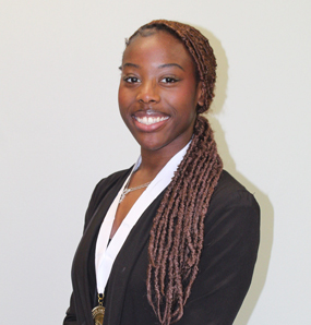 Courtney Louis headshot